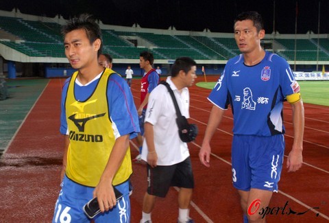 EDG赛后群访 Leave ：选女枪是因为好玩,强度我觉得还不错